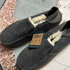 ❣️5|$25❣️Dearfoams Men's Gray Slip-On Loafers. 🆕